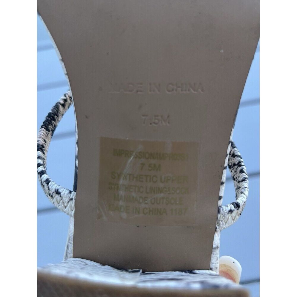 Steve Madden Block Heel Snake Print Sandal - Size… - image 8